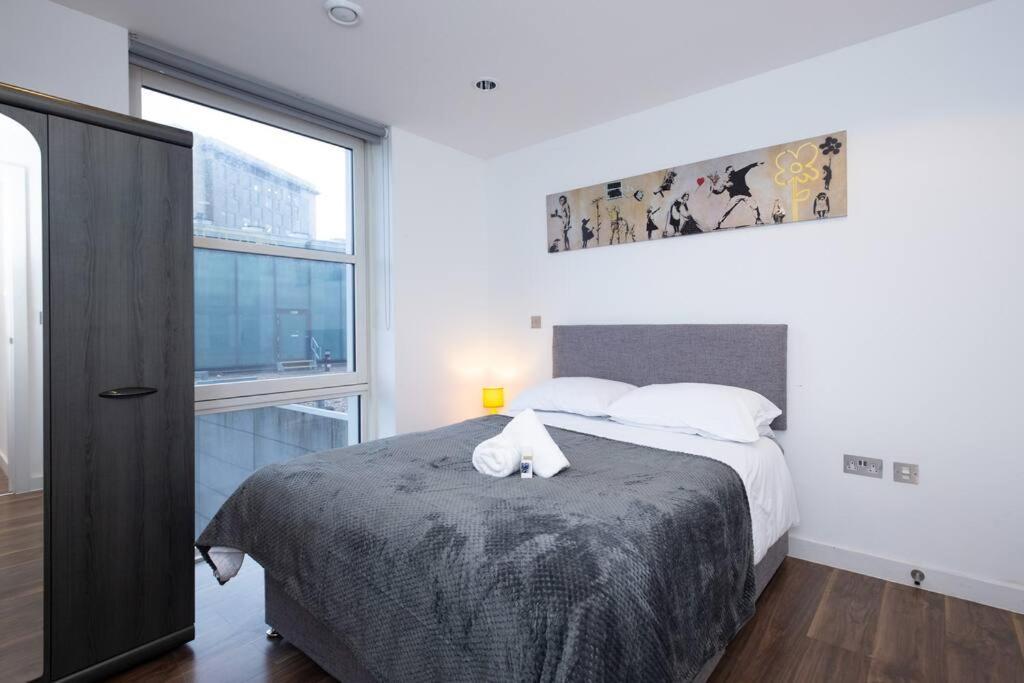 Stylish Mediacity 2Bed, Sleeps 6, Amazing Views Manchester Ngoại thất bức ảnh