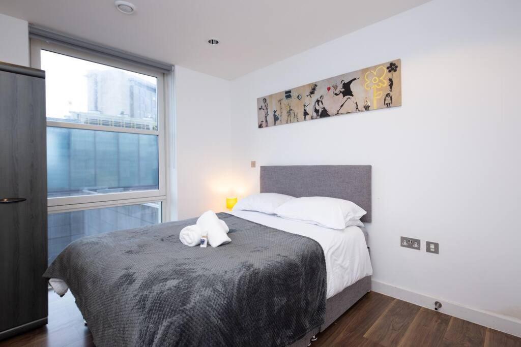 Stylish Mediacity 2Bed, Sleeps 6, Amazing Views Manchester Ngoại thất bức ảnh