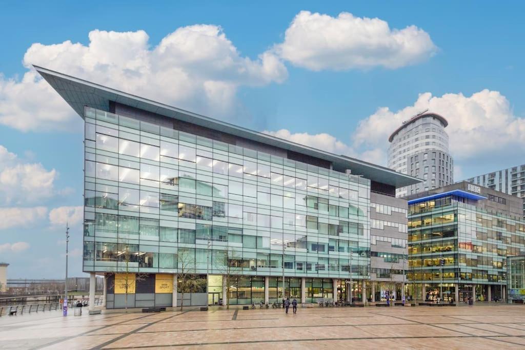 Stylish Mediacity 2Bed, Sleeps 6, Amazing Views Manchester Ngoại thất bức ảnh
